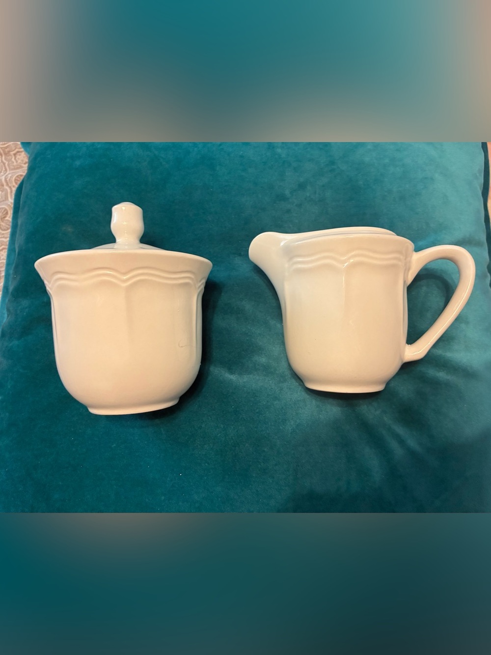 Thomson Pottery Bianca Creamer and Sugar